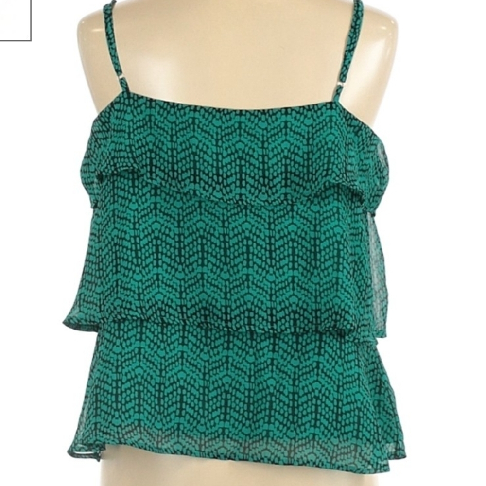 🌶 NWOT GREEN REUFFLE TANK TOP - Picture 2 of 13